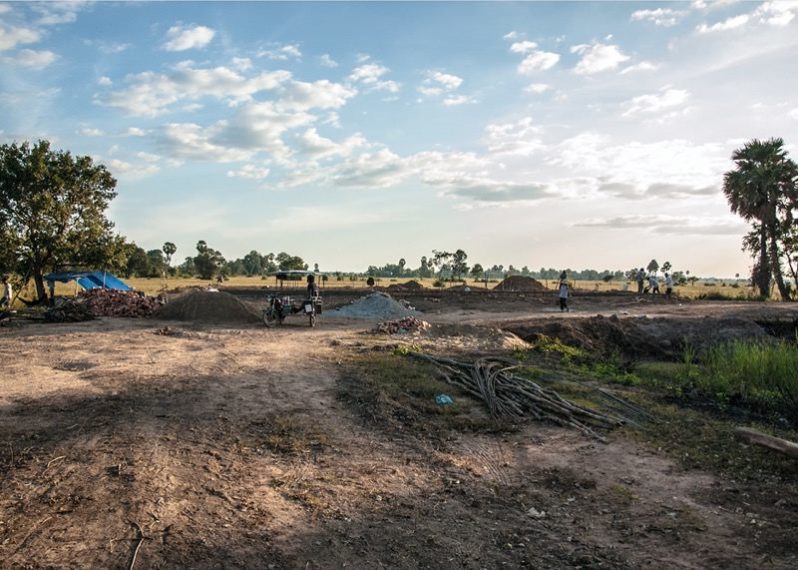 カンボジアの小学校建設地23日目の様子