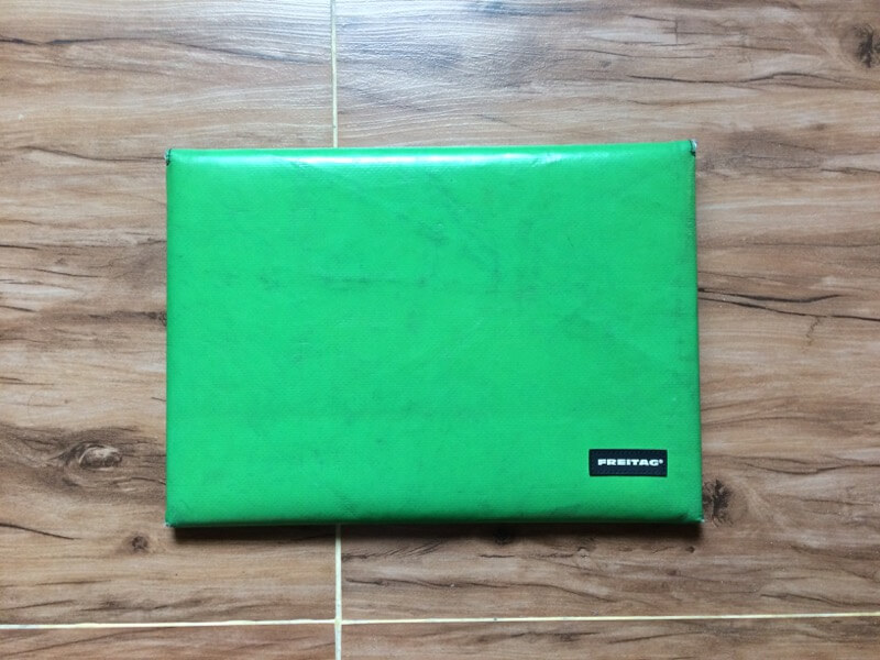 FREITAGのSLEEVE FOR MACBOOK