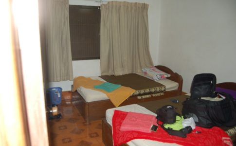 カンボジアで初めて泊まったゲストハウスの部屋