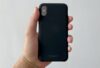 spigenのiPhoneカバーを装着してみた様子